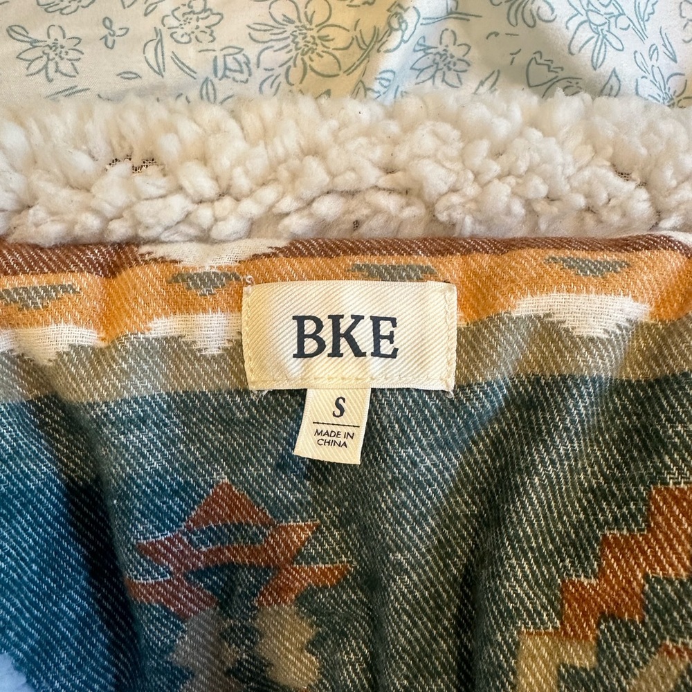 Buckle BKE Aztec Western Sherpa Lined Jacket - Picture 3 of 3